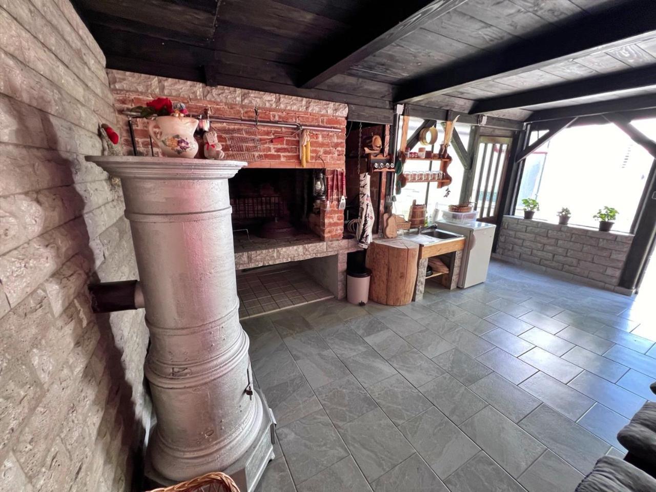 Apartments Fuma Оточац Экстерьер фото